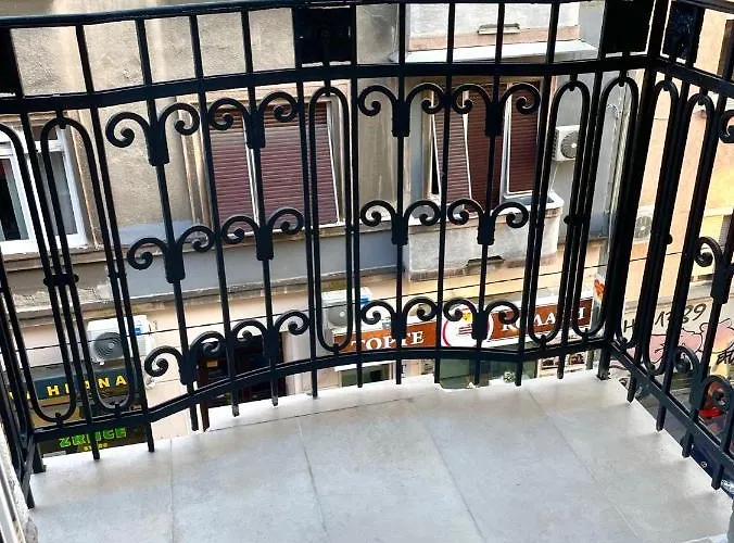 Skadarlija Bohemian شقة بلغراد